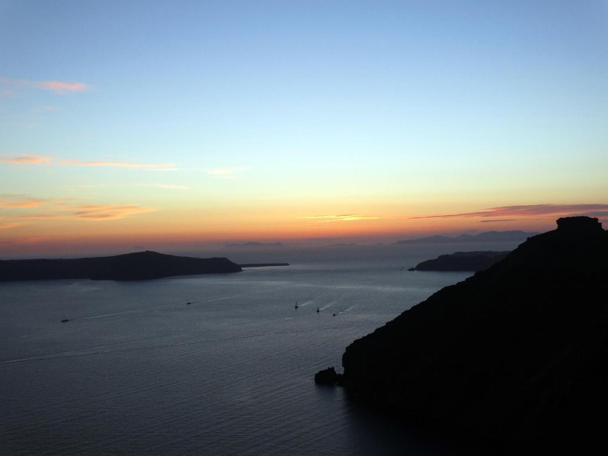 Yposkafo Suites - Villa - Santorini Fira  Extérieur photo