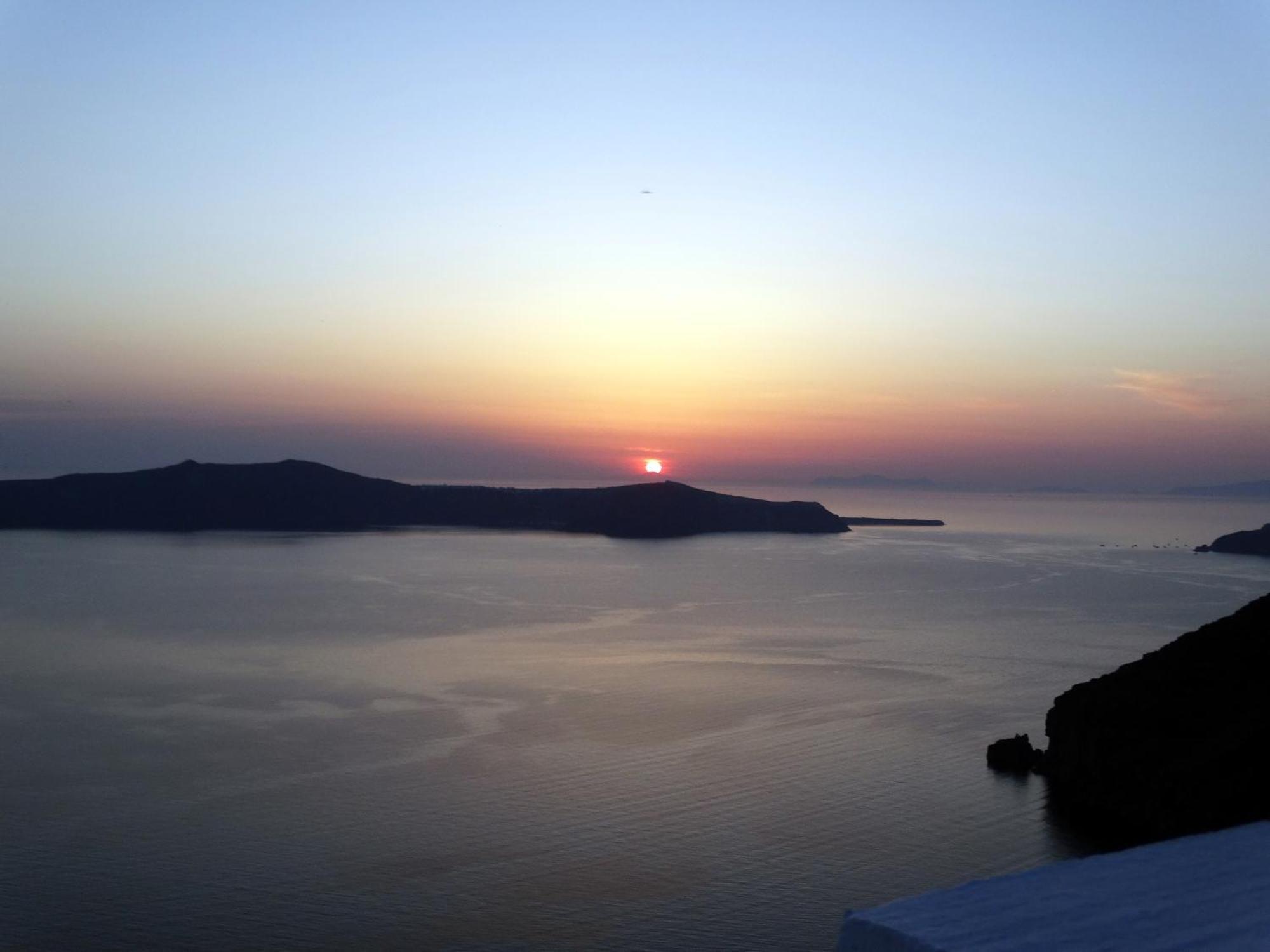 Yposkafo Suites - Villa - Santorini Fira  Extérieur photo